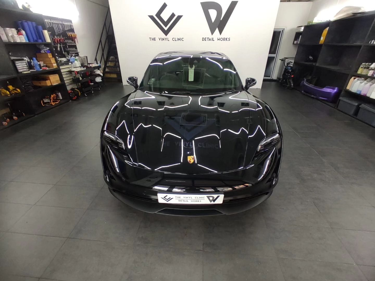 Paint-like wrap. Wrap looking like paint.