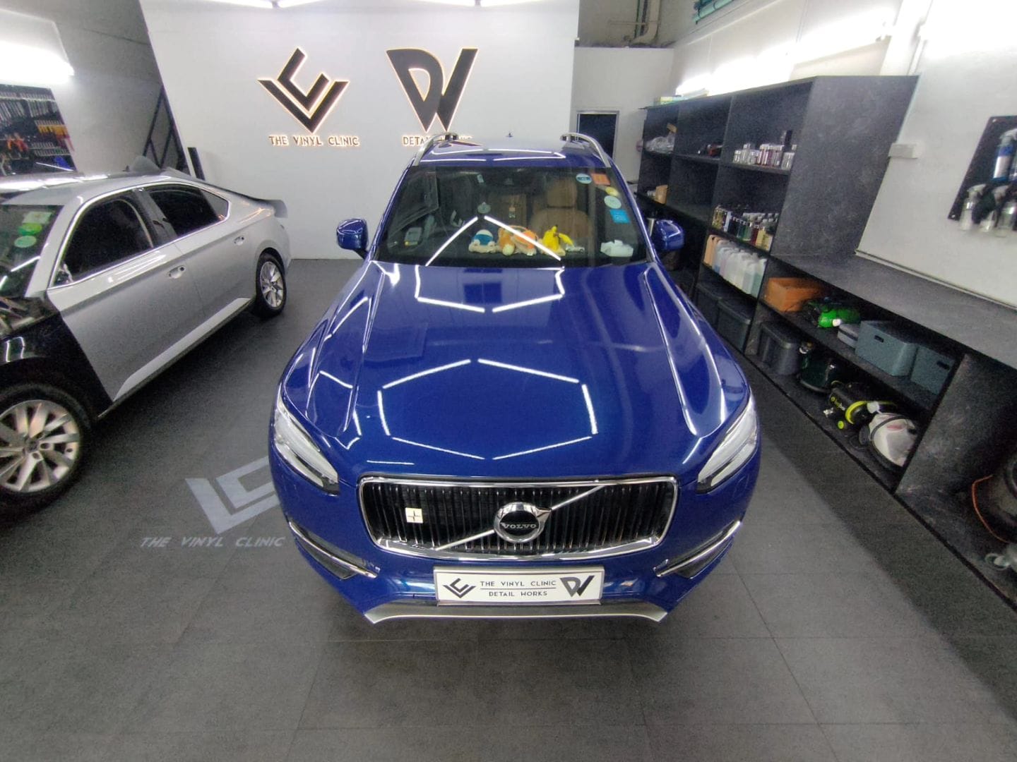 Metallic Deep Blue.