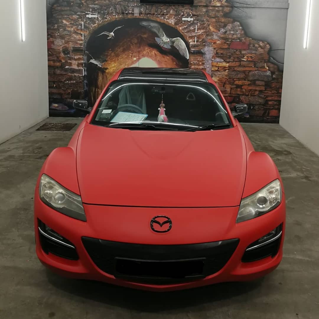 Matt red and gloss black is all it takes.