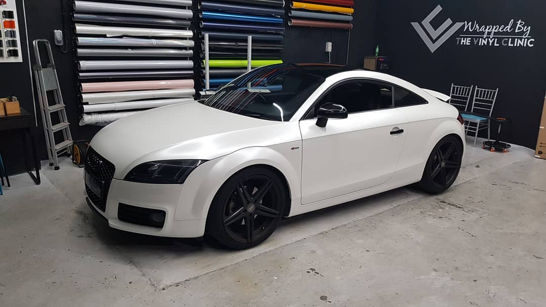 Avery Dennison satin pearl white.