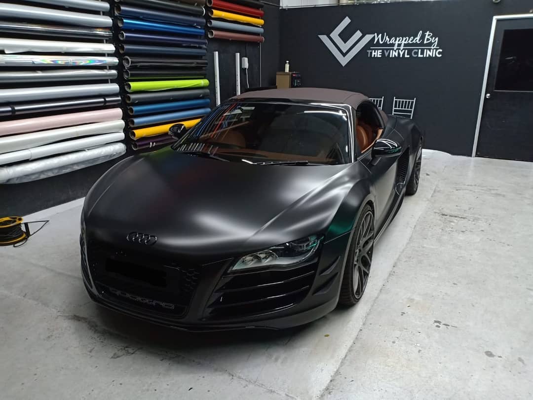 Avery Dennison Satin on our favourite v10.