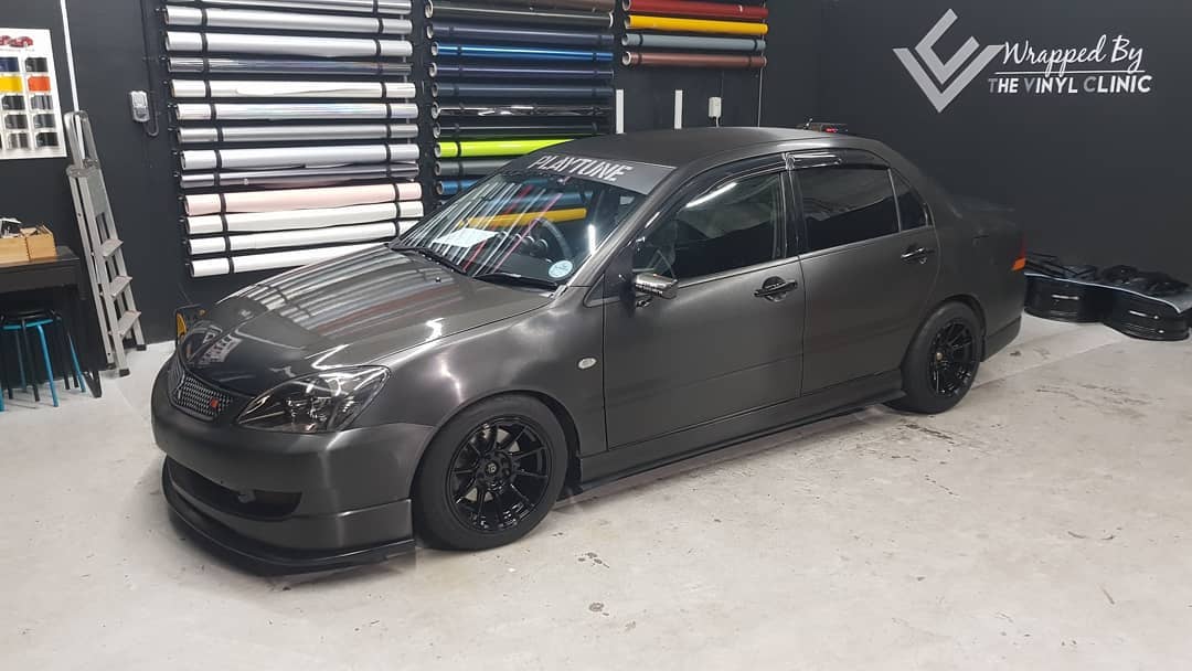 Avery Dennison brush black.