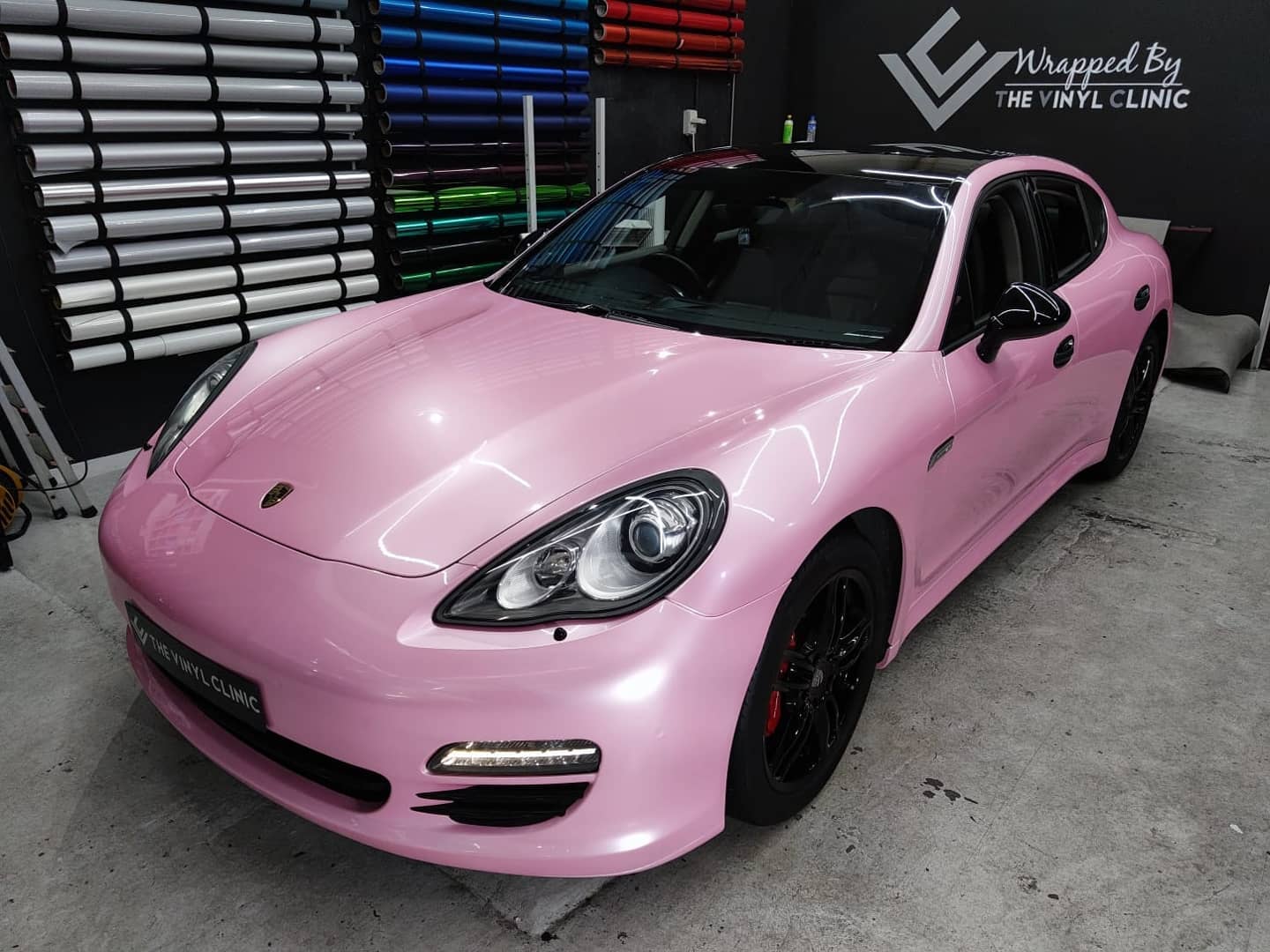 Pink, Pearl and all things Pretty.