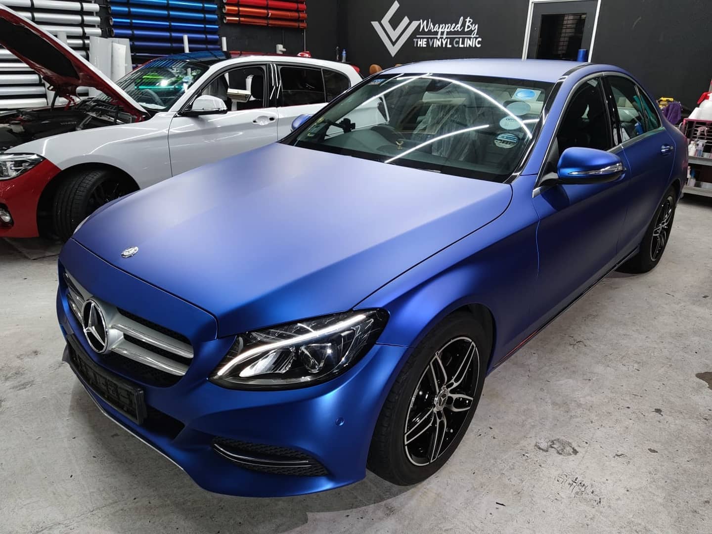 Loving the amazing blue.