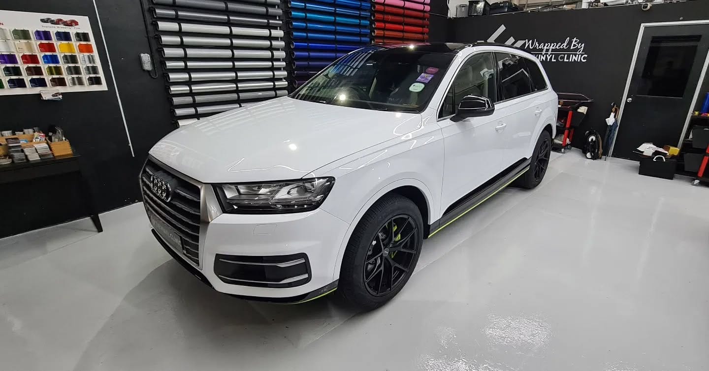 Q7 White Out.