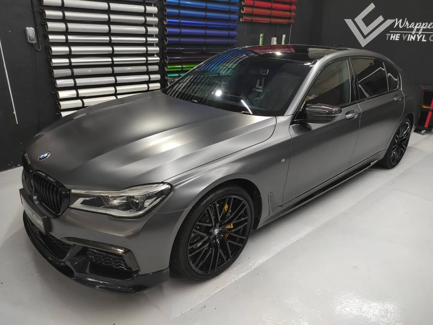 Luxury, comfort and style comes in satin dark grey.