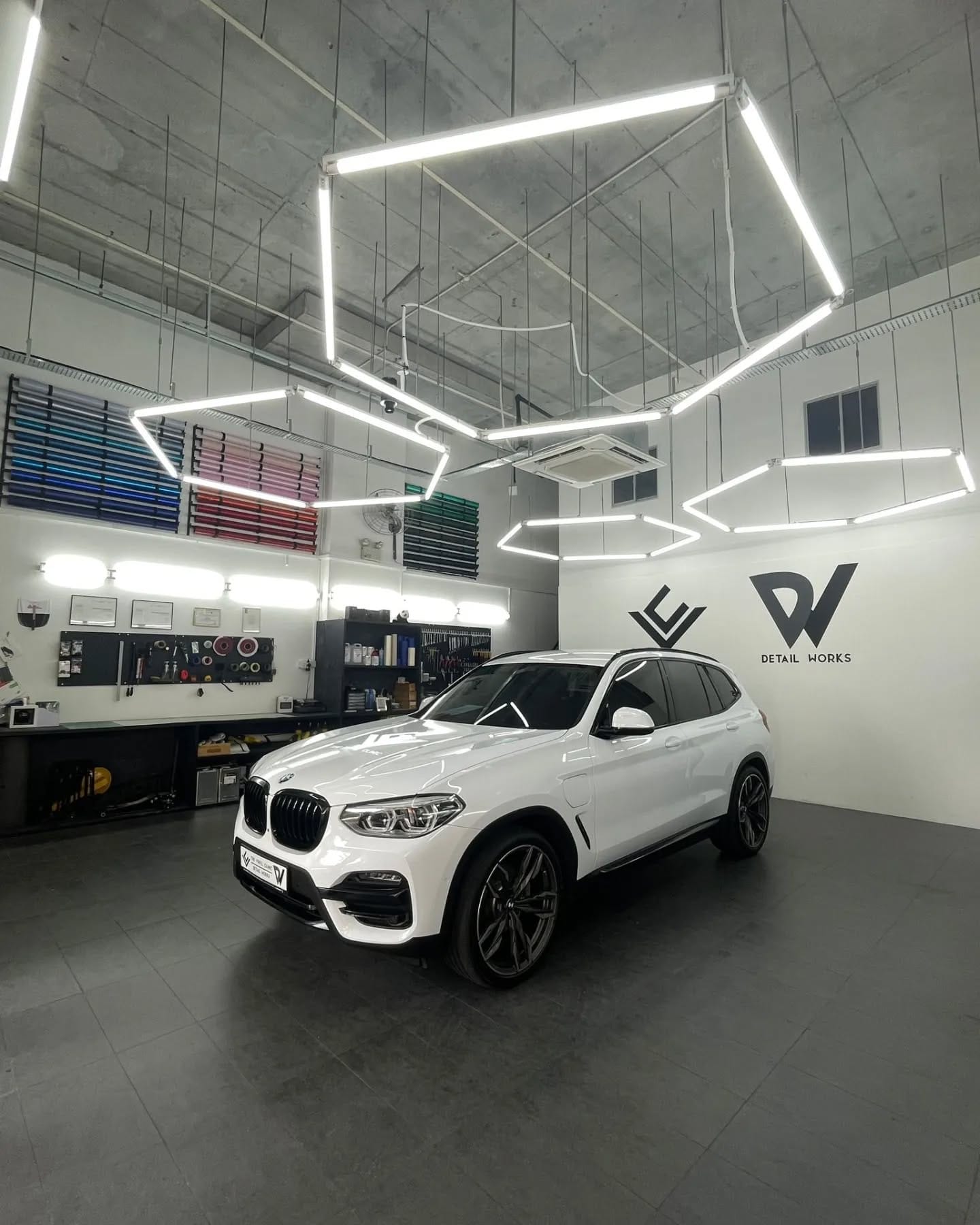 X5 ultra gloss white out.