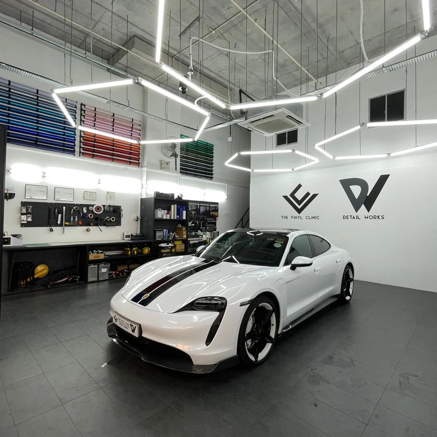 Diamond White Porsche Taycan.