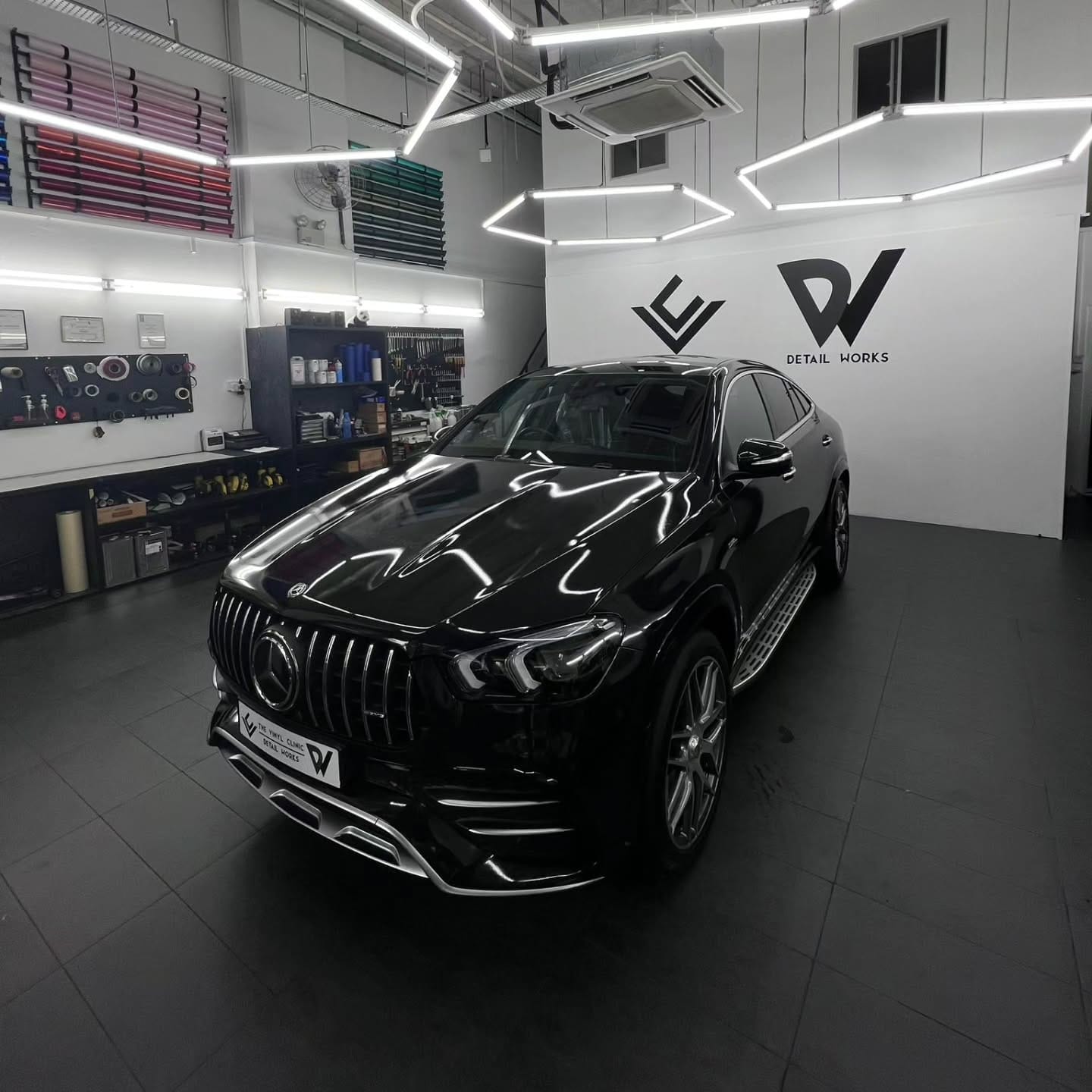 Mercedes GLE full exterior and interior wrap in Gloss Met...