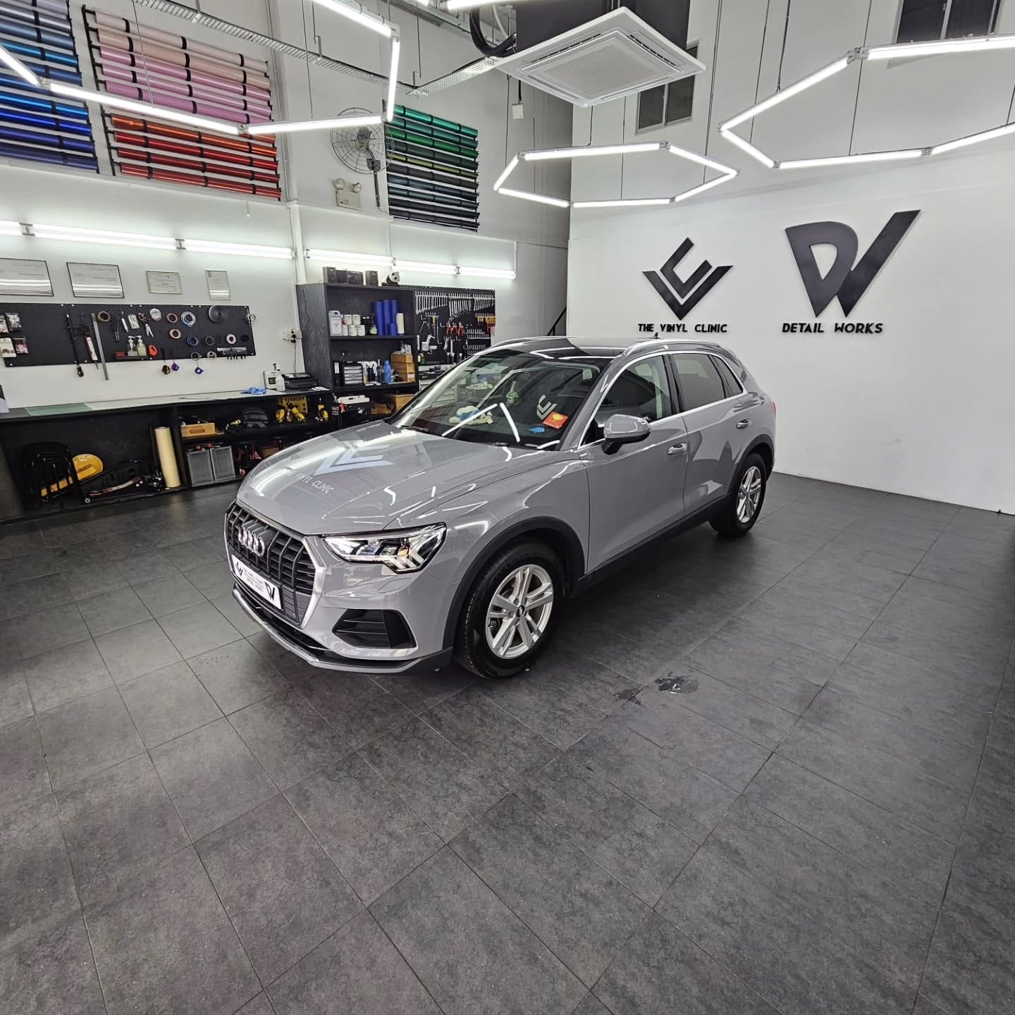 Nardo Grey all ready for Xmas.