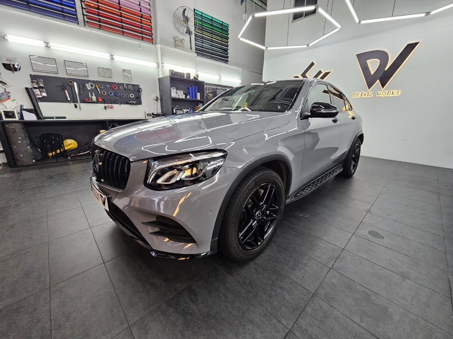 Matching the sky. Nardo Grey.