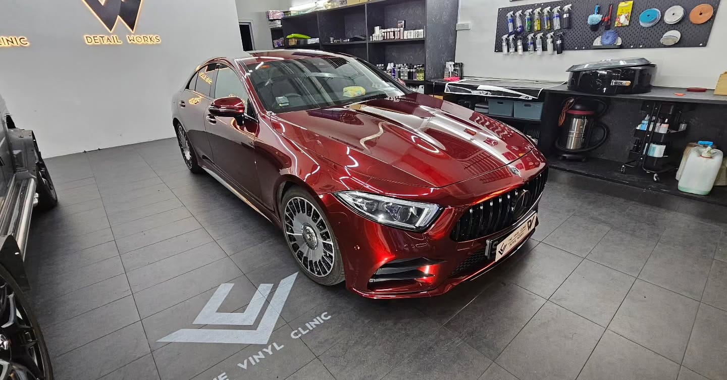 Dragon Blood Metal Red with door jams in black. Protected...