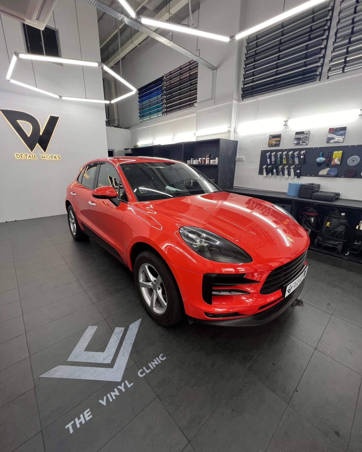 Lava Orange Macan.