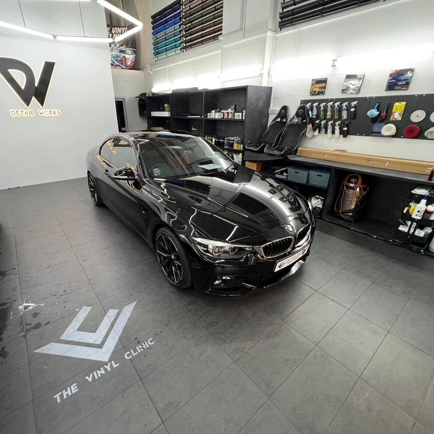 Self healing Ultra Gloss Black.