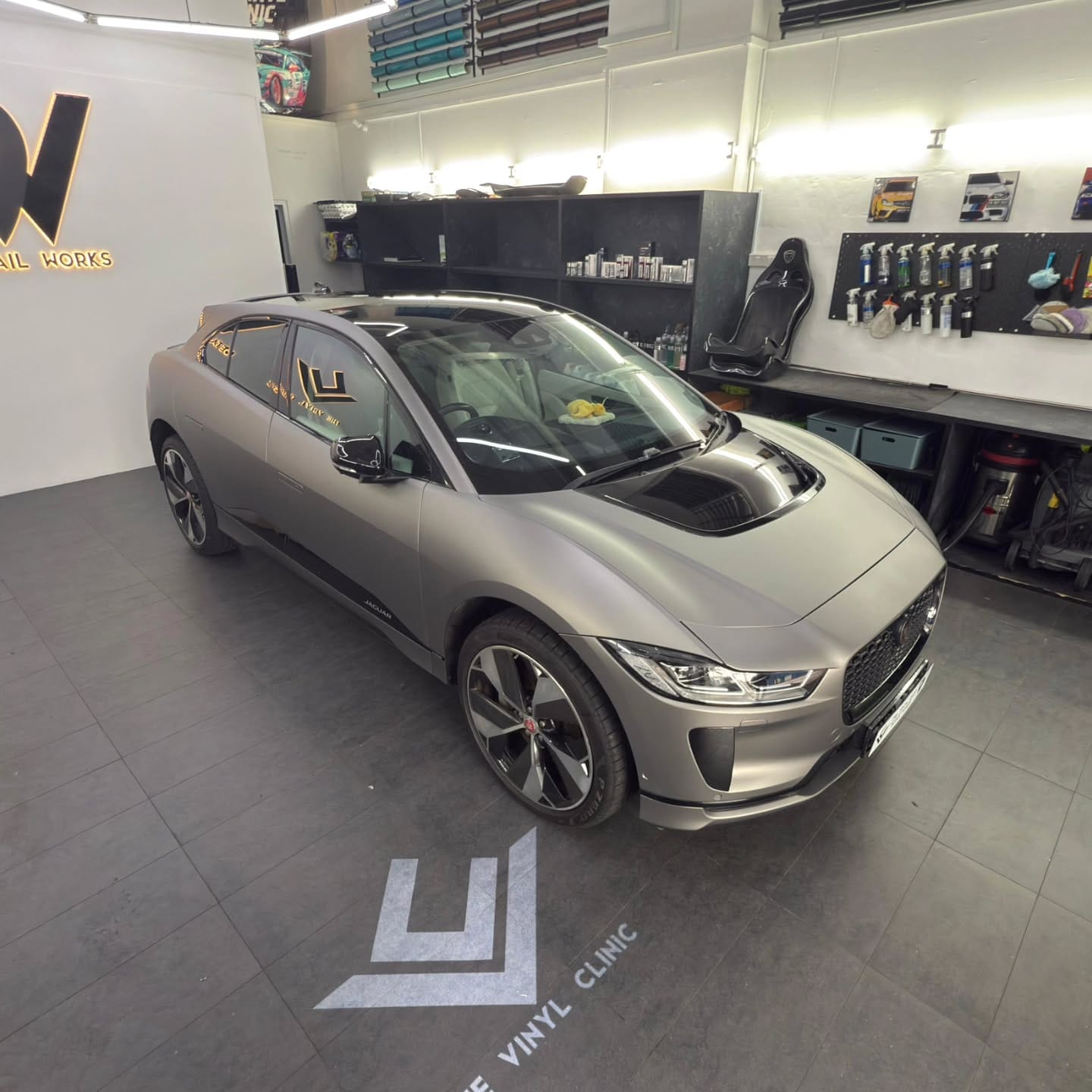 Jaguar in Monza Grey.