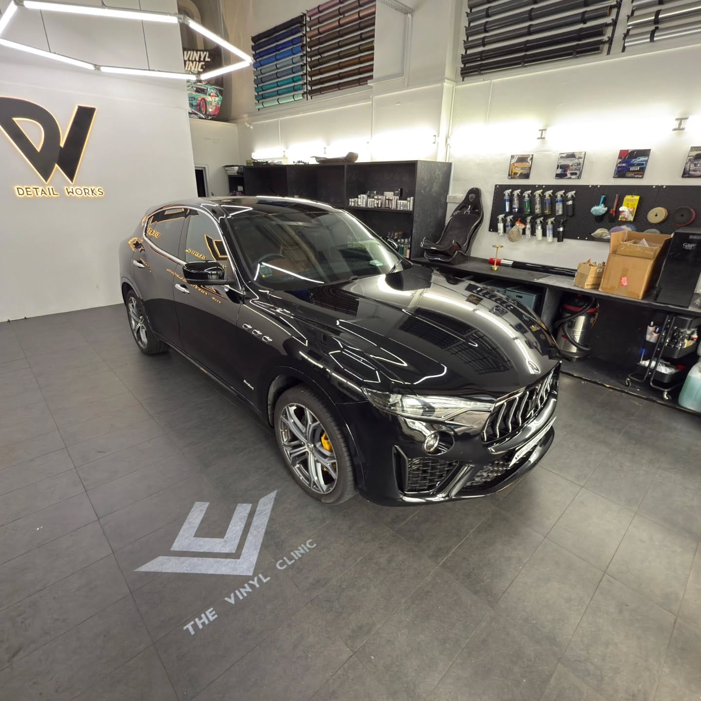 Maserati Levante in that factory like Nero black.