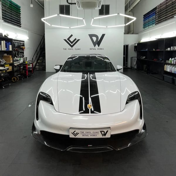 Diamond White Porsche Taycan.