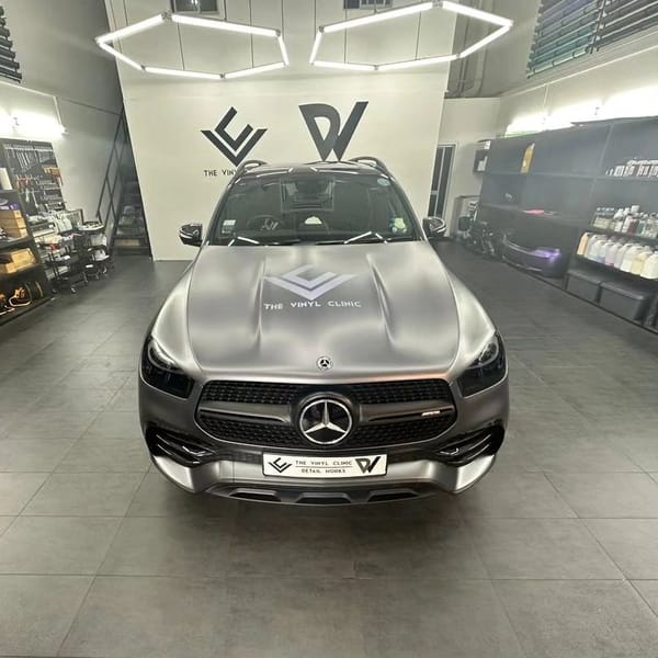 Satin dark grey with night package.
