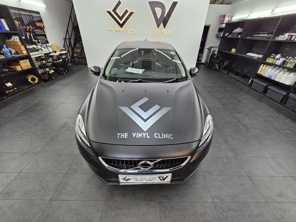 Volvo in matte black.