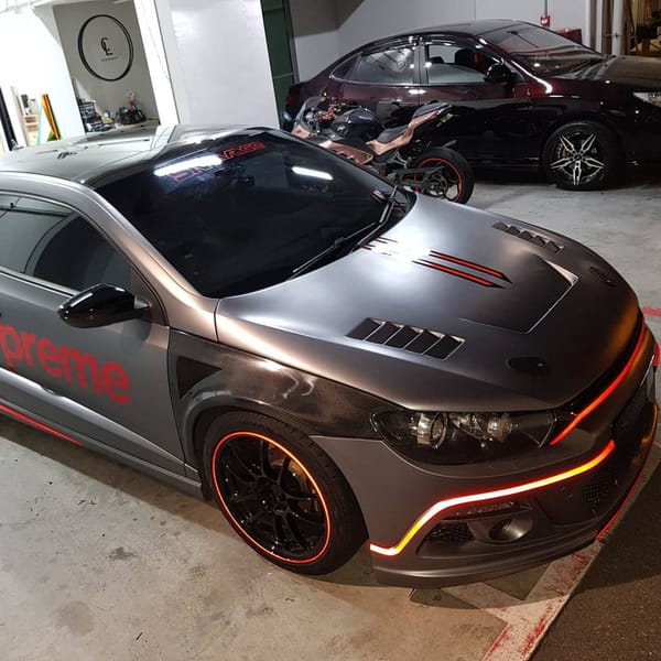 Final reflective red for the Sunday night drive.