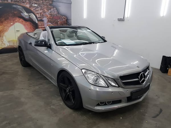 Pyschedelic. It needs the sun.