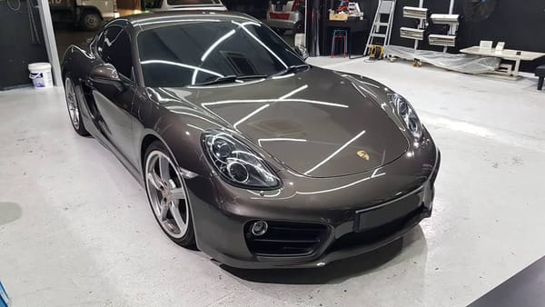 LNIB. Like New In Box.