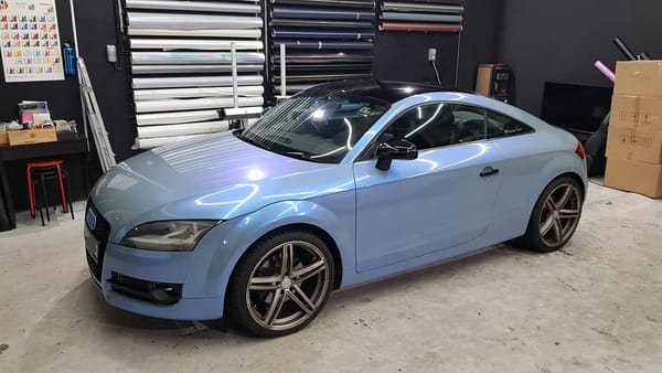 Twin colour cyanine. Something like that.