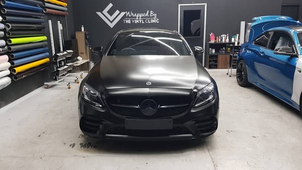 Fill in the blanks. Avery Dennison S_ _ _ _  B_ _ _ _.