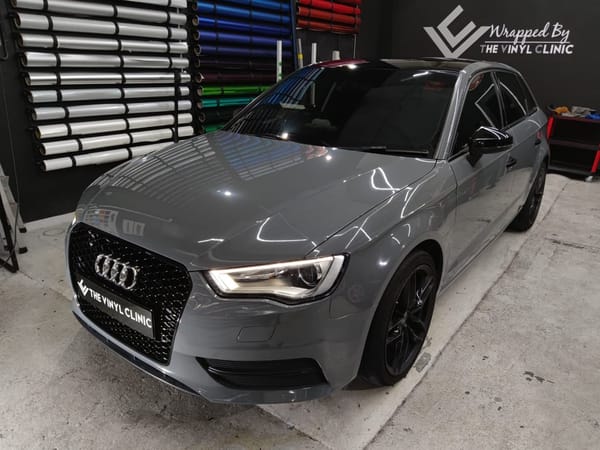 Ultra gloss Nardo Grey.