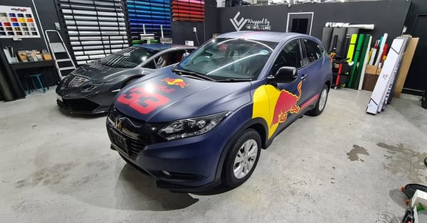 Left bull or right bull?