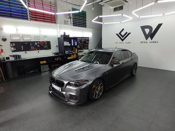 F30 satin dark grey.