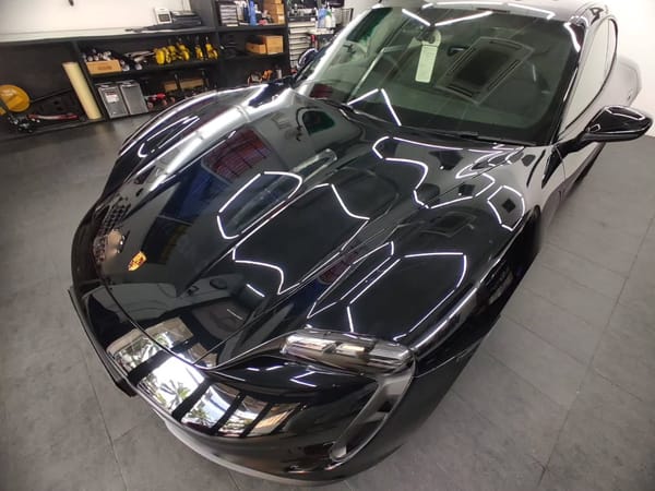 Paint-like wrap. Wrap looking like paint.