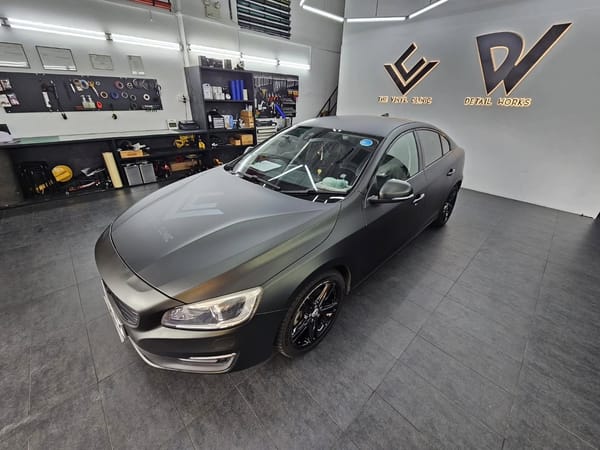 Diamond Black Gold. The beginning of the CNY rush.