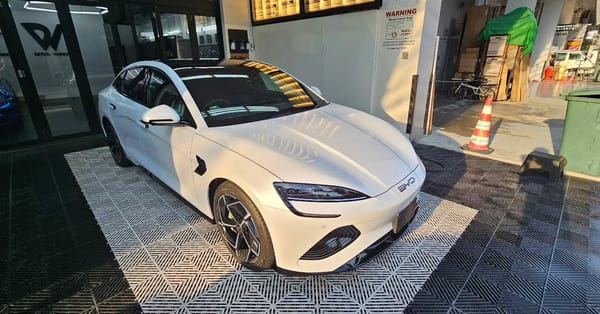 Avery Dennison Supreme X5 paint protection film basking i...