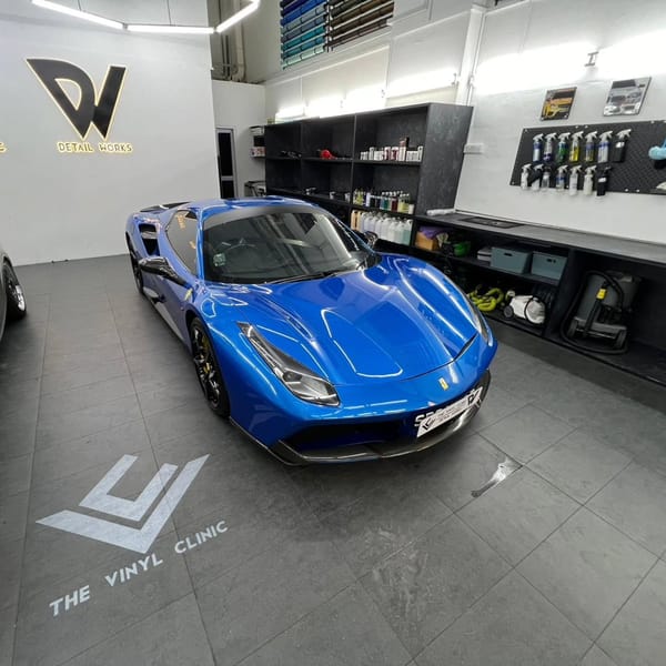 Ferrari 488 with Avery Dennison Supreme X5 paint protecti...