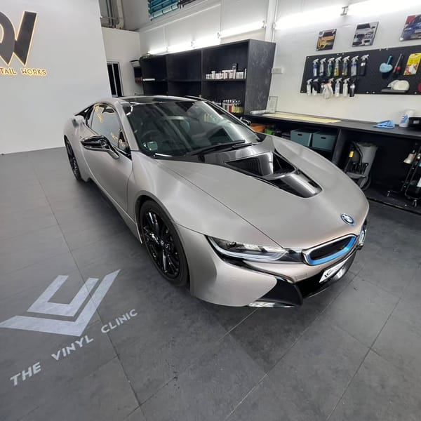 Avery Dennison Brush Titanium.